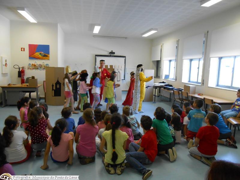 Biblioteca Escolar da Correlhã, de Arcozelo e de Gandra foram dinamizadas com o atelier de promoç...