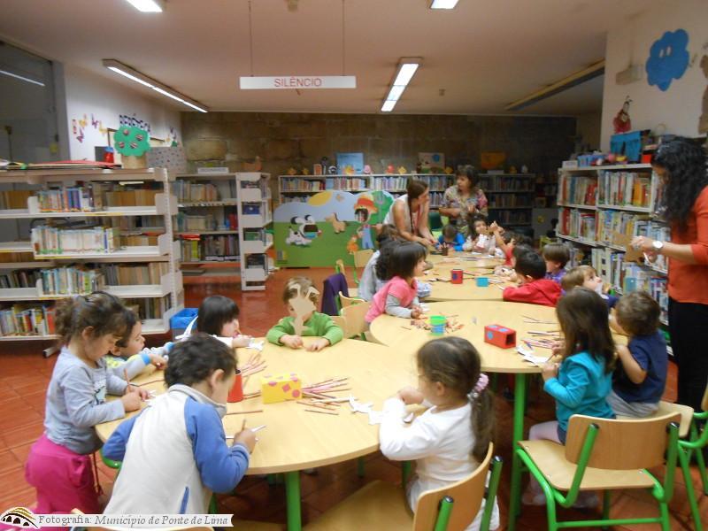 Biblioteca recebe crianças do Jardim de Infância da Santa Casa da Misericórdia de Ponte de Lima