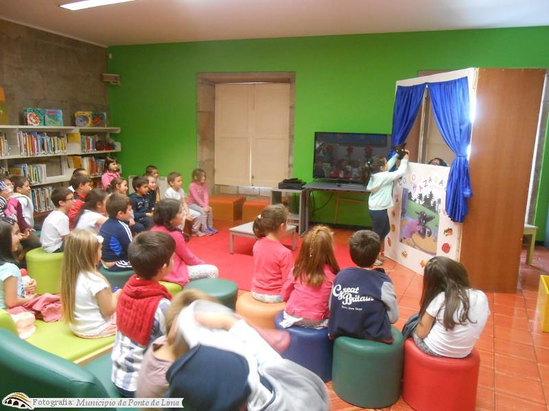 Biblioteca Municipal apresenta Teatro de Fantoches para alunos do Centro Educativo da Correlhã