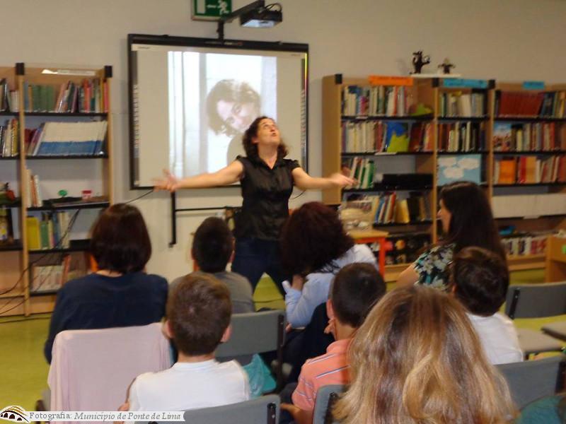 Biblioteca Escolar de Freixo dinamizou Sarau de Histórias com escritora Paula Carballeira